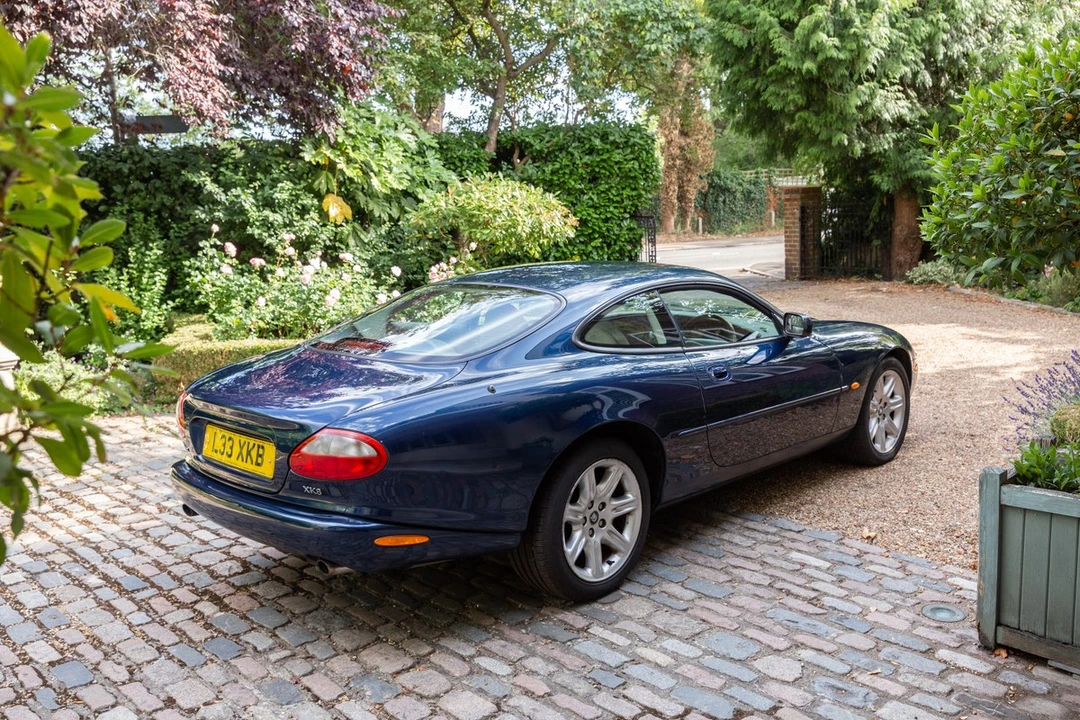 1999 Jaguar X100 XK8 - Image 12 of 30