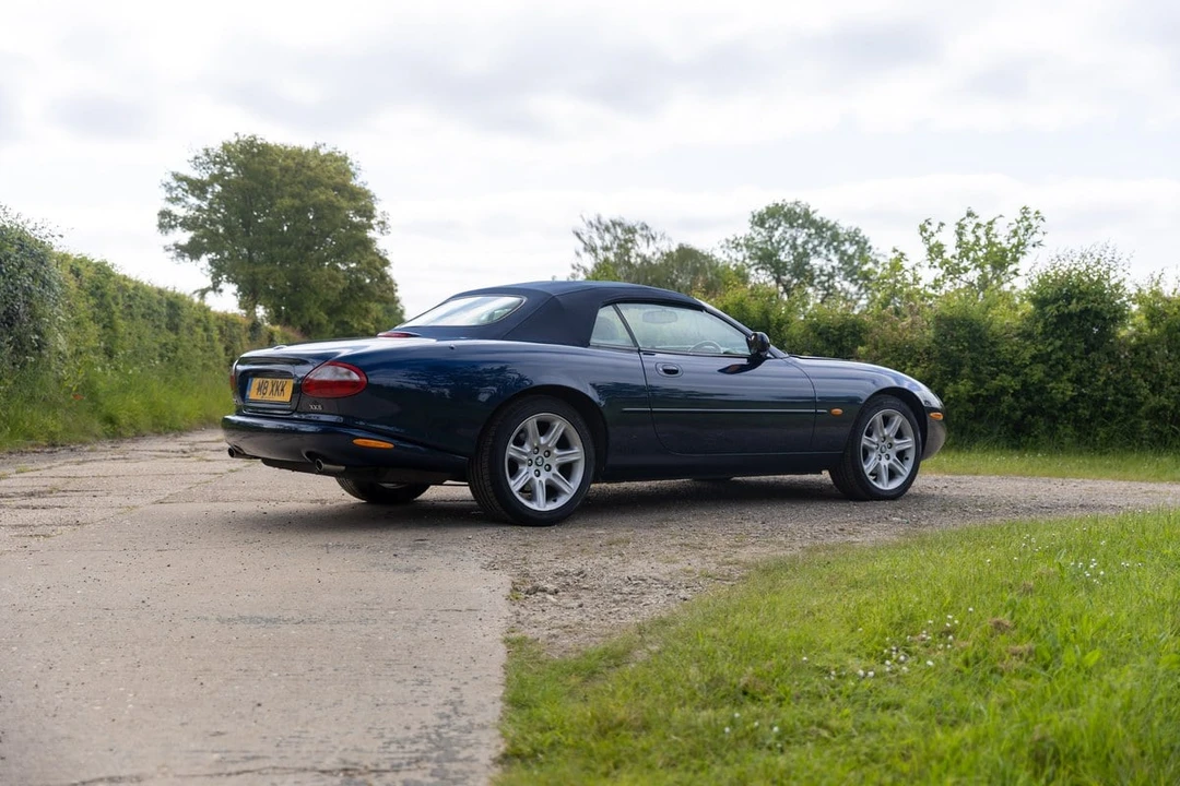 1998 Jaguar X100 XK8 - Image 21 of 30