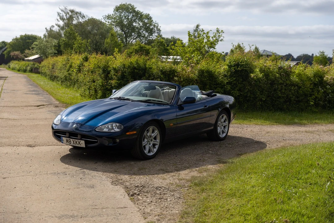 1998 Jaguar X100 XK8 - Image 4 of 30