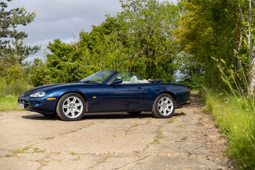 1998 Jaguar X100 XK8 - Image 5 of 30