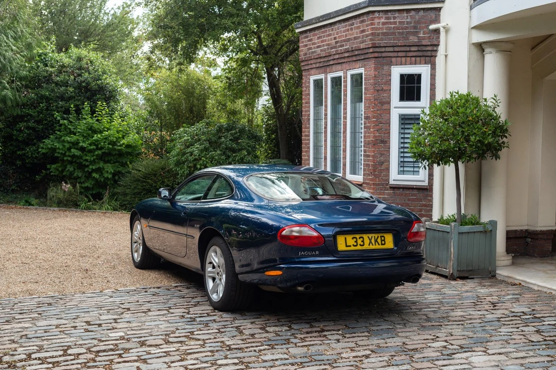 1999 Jaguar X100 XK8 - Image 15 of 30