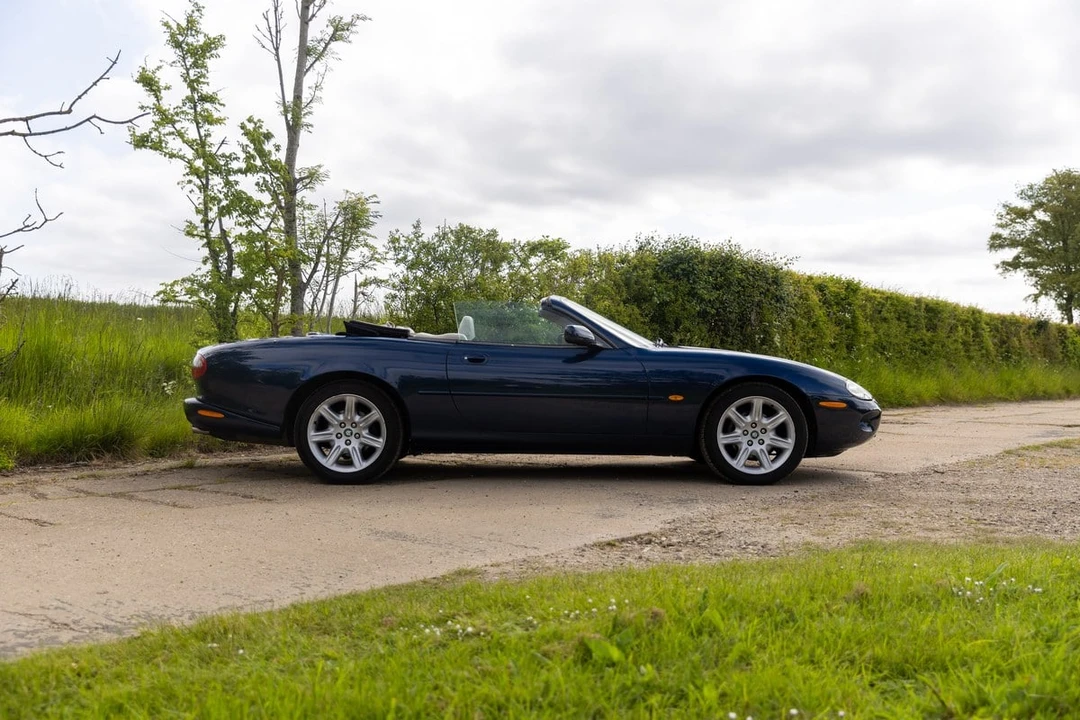 1998 Jaguar X100 XK8 - Image 13 of 30