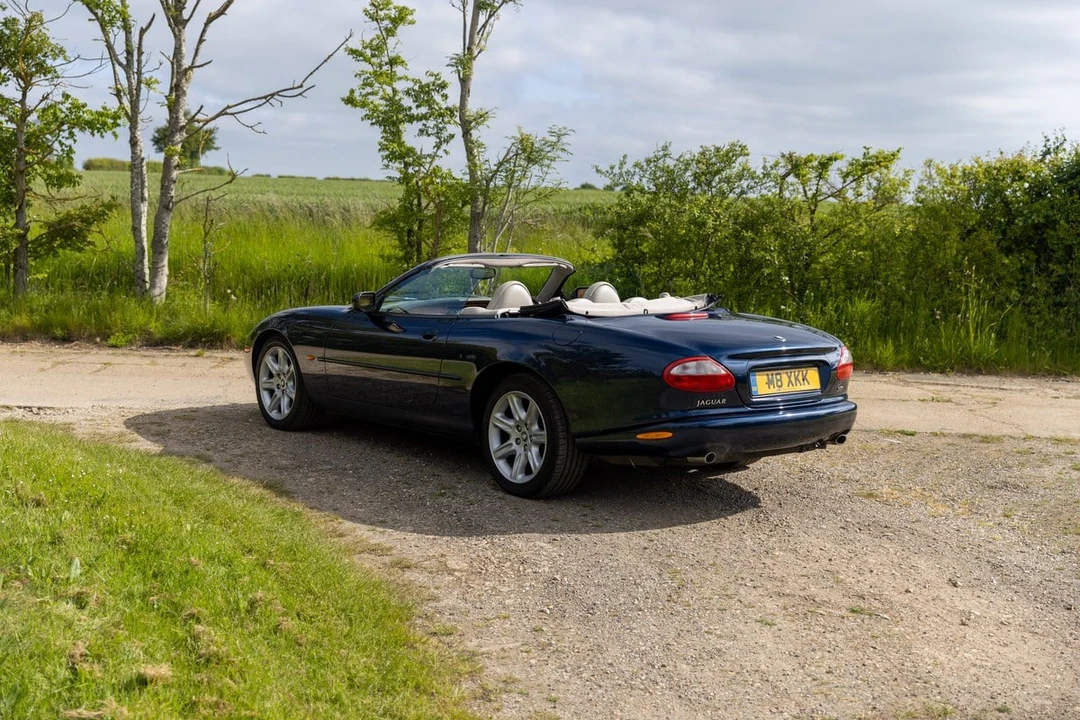 1998 Jaguar X100 XK8 - Image 12 of 30