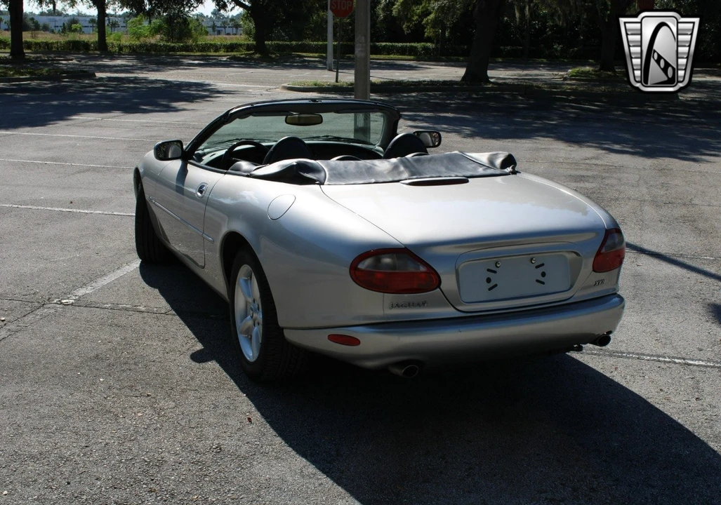 1999 Jaguar X100 XK8 - Image 5 of 12