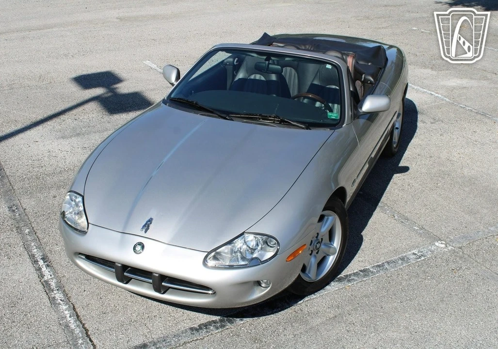 1999 Jaguar X100 XK8 - Image 6 of 12