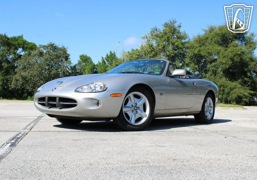 1999 Jaguar X100 XK8 - Image 3 of 12