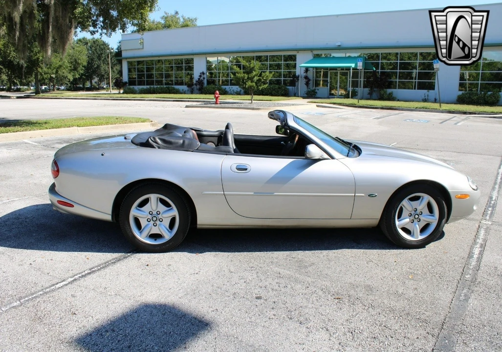 1999 Jaguar X100 XK8 - Image 12 of 12