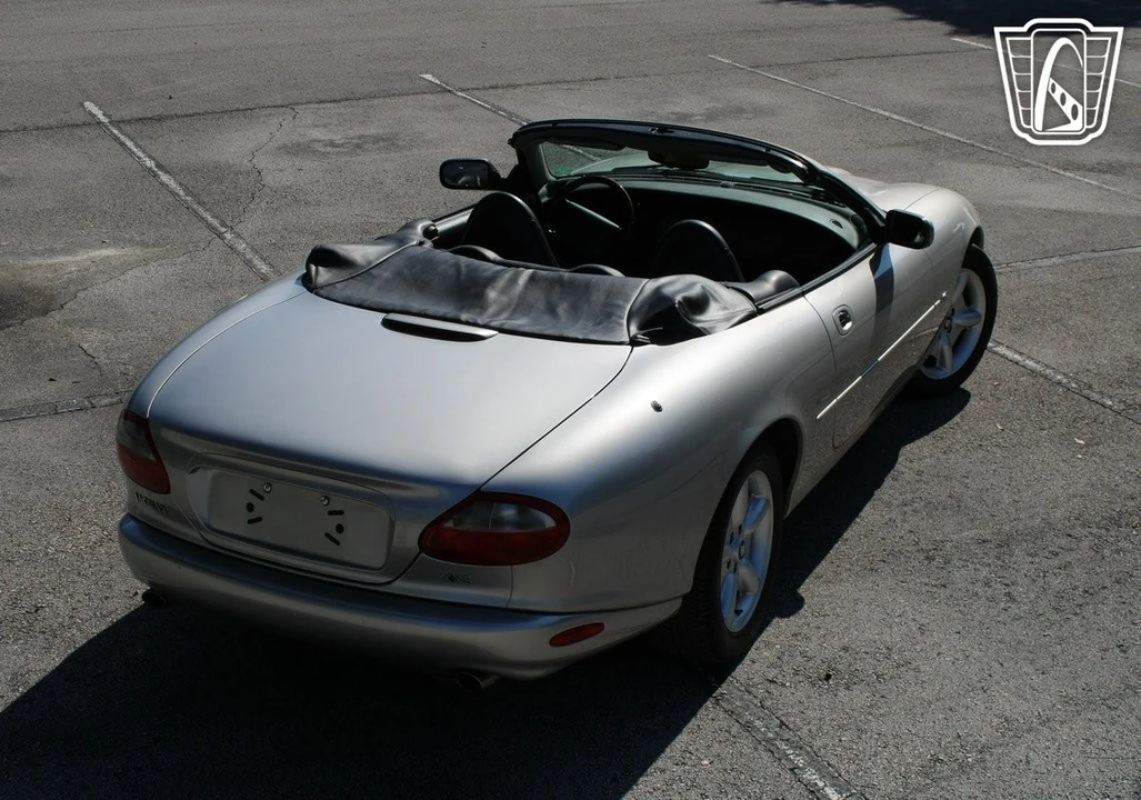 1999 Jaguar X100 XK8 - Image 12 of 12