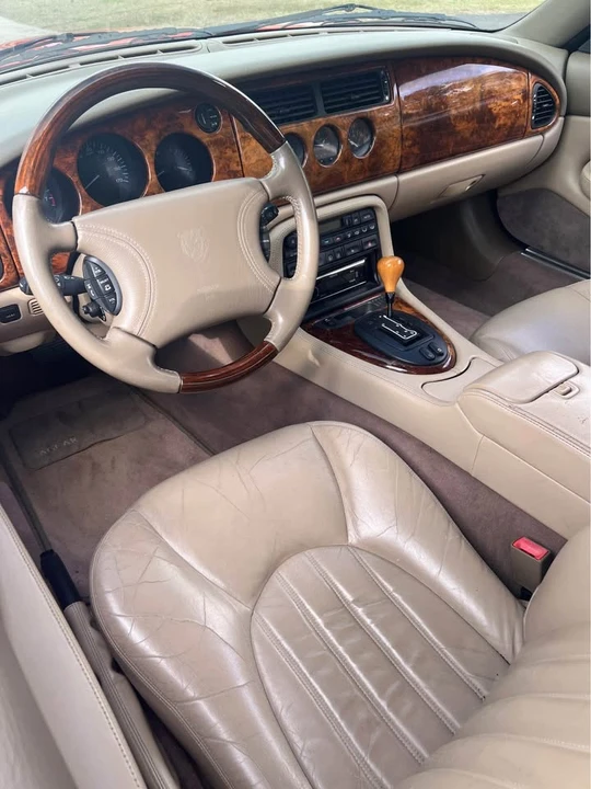 1999 Jaguar X100 XK8 - Image 8 of 9