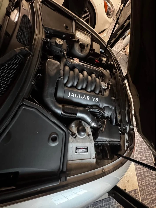 1999 Jaguar X100 XK8 - Image 5 of 9