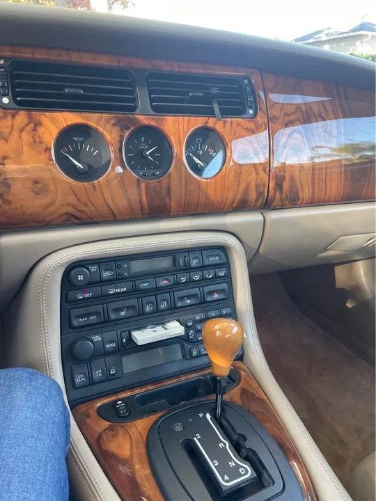1999 Jaguar X100 XK8 - Image 3 of 6