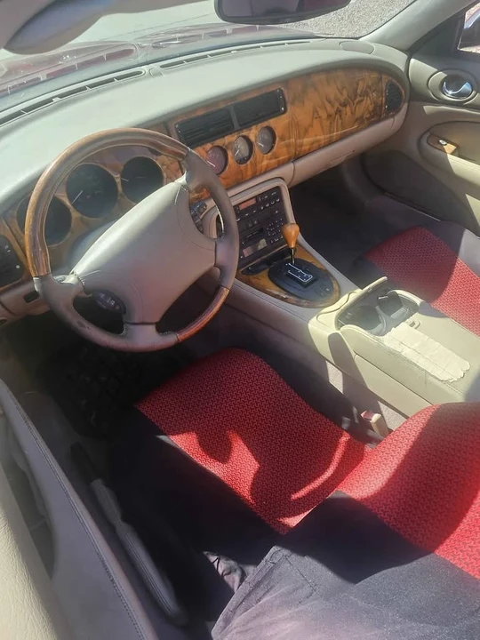 1999 Jaguar X100 XK8 - Image 3 of 8