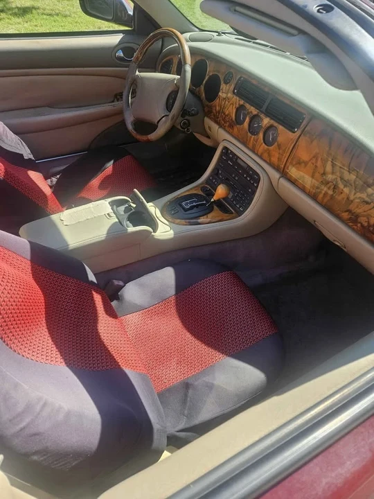 1999 Jaguar X100 XK8 - Image 6 of 8