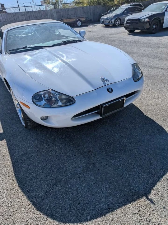 1999 Jaguar X100 XK8 - Image 2 of 5