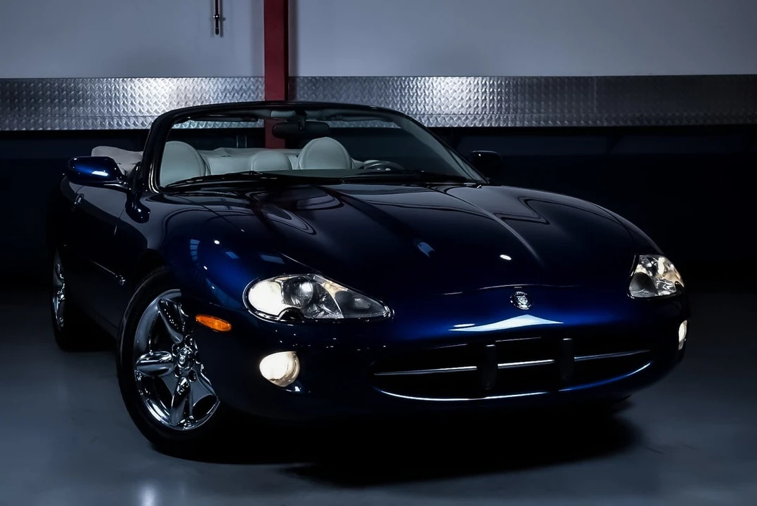 1999 Jaguar X100 XK8 - Image 9 of 30