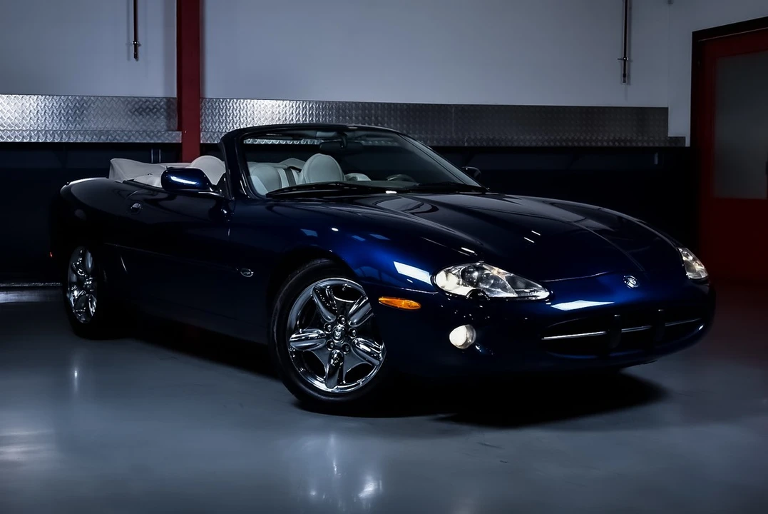 1999 Jaguar X100 XK8 - Image 10 of 30