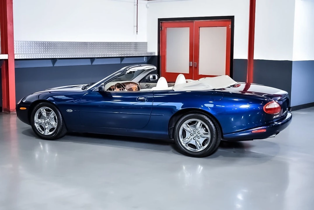 1999 Jaguar X100 XK8 - Image 21 of 30