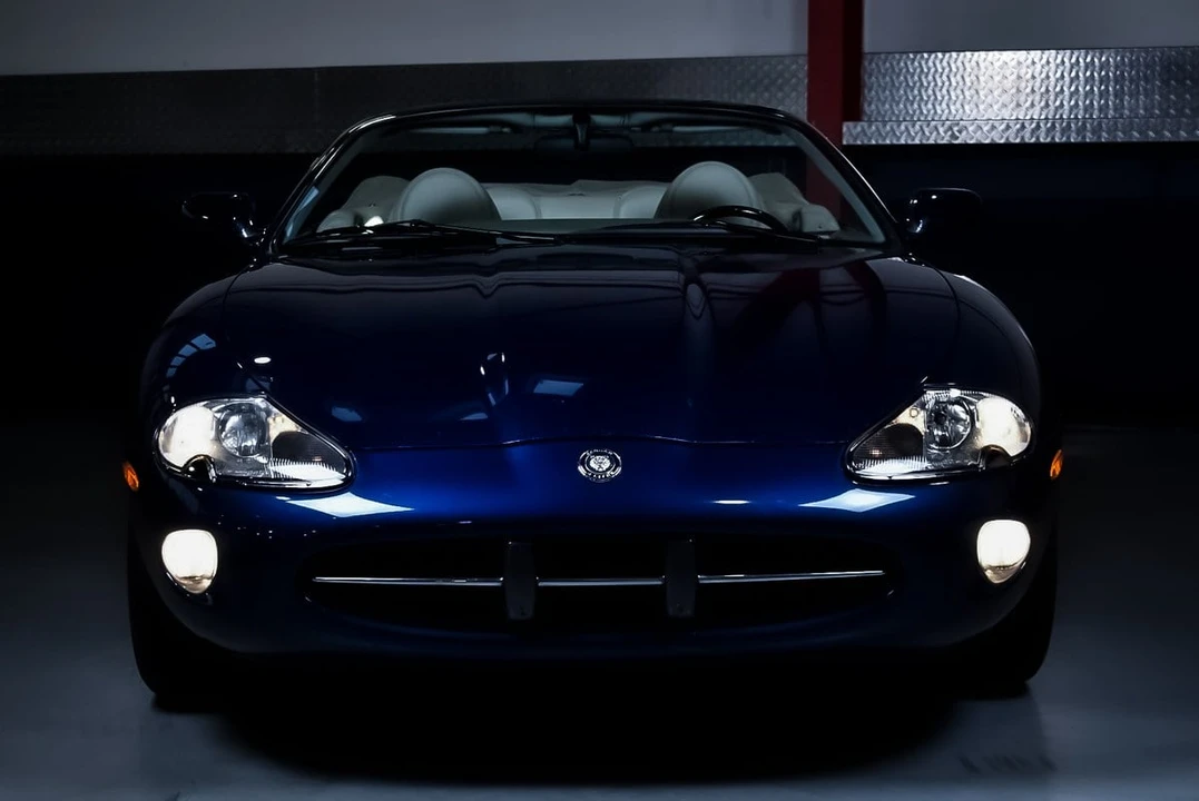 1999 Jaguar X100 XK8 - Image 4 of 30