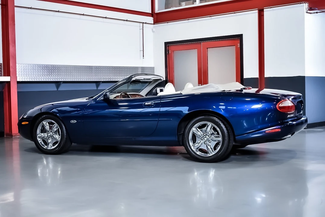 1999 Jaguar X100 XK8 - Image 22 of 30