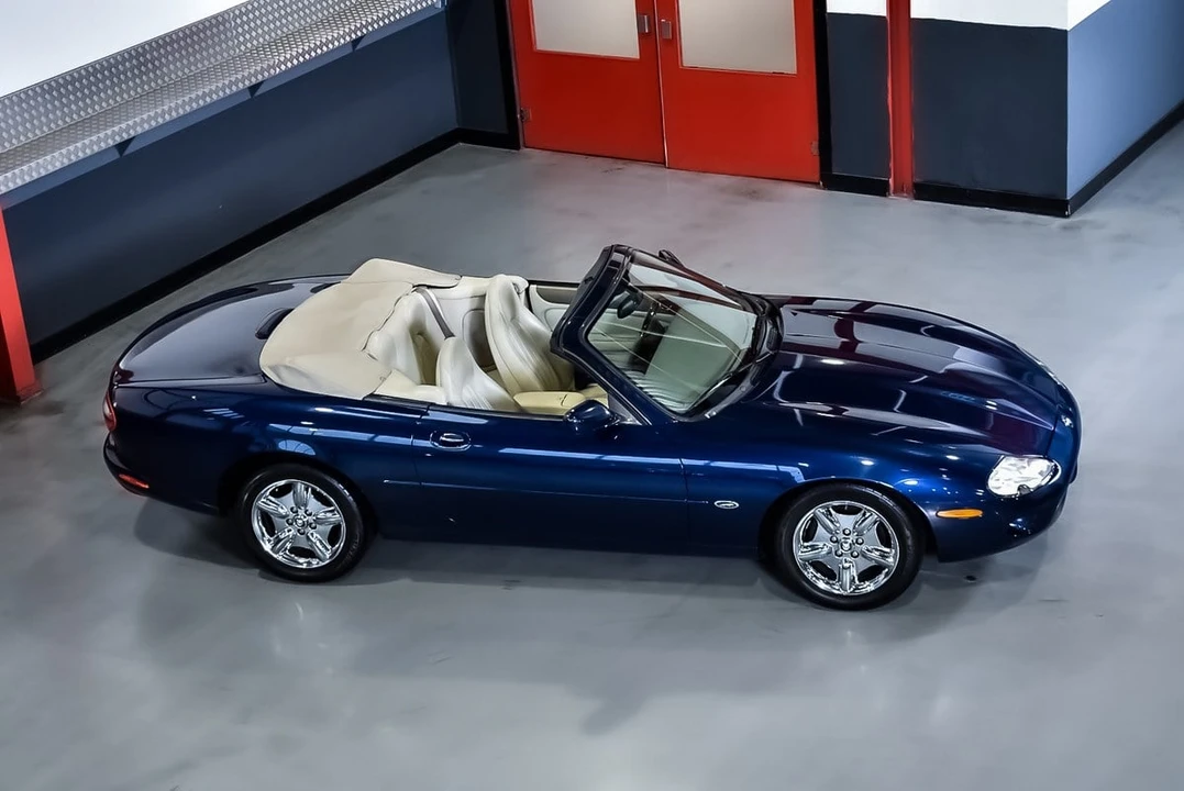 1999 Jaguar X100 XK8 - Image 15 of 30