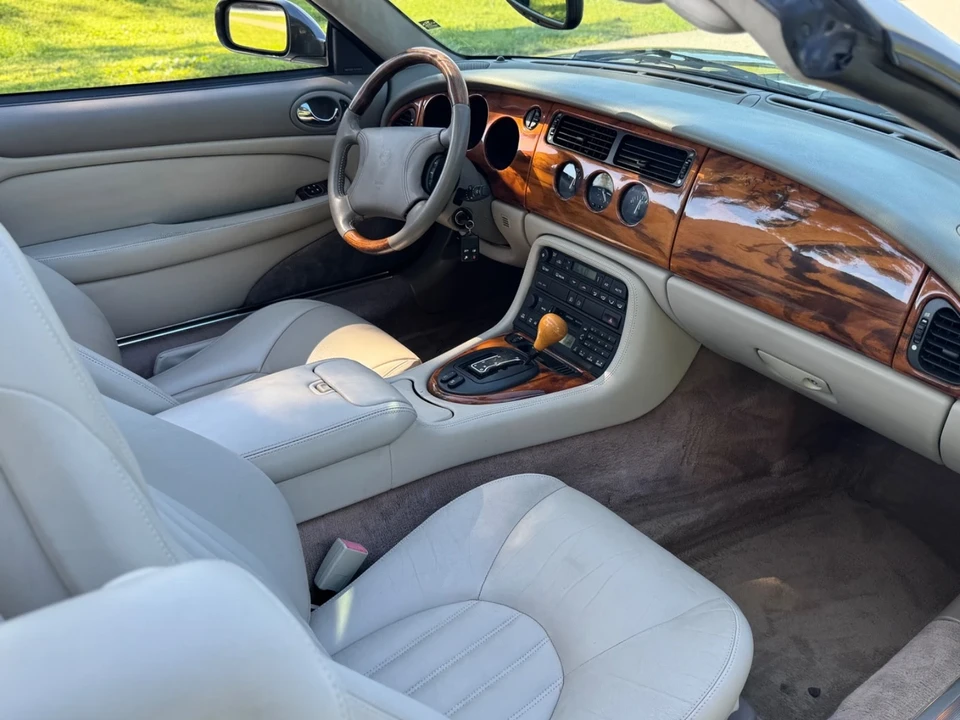 1999 Jaguar X100 XK8 - Image 14 of 20
