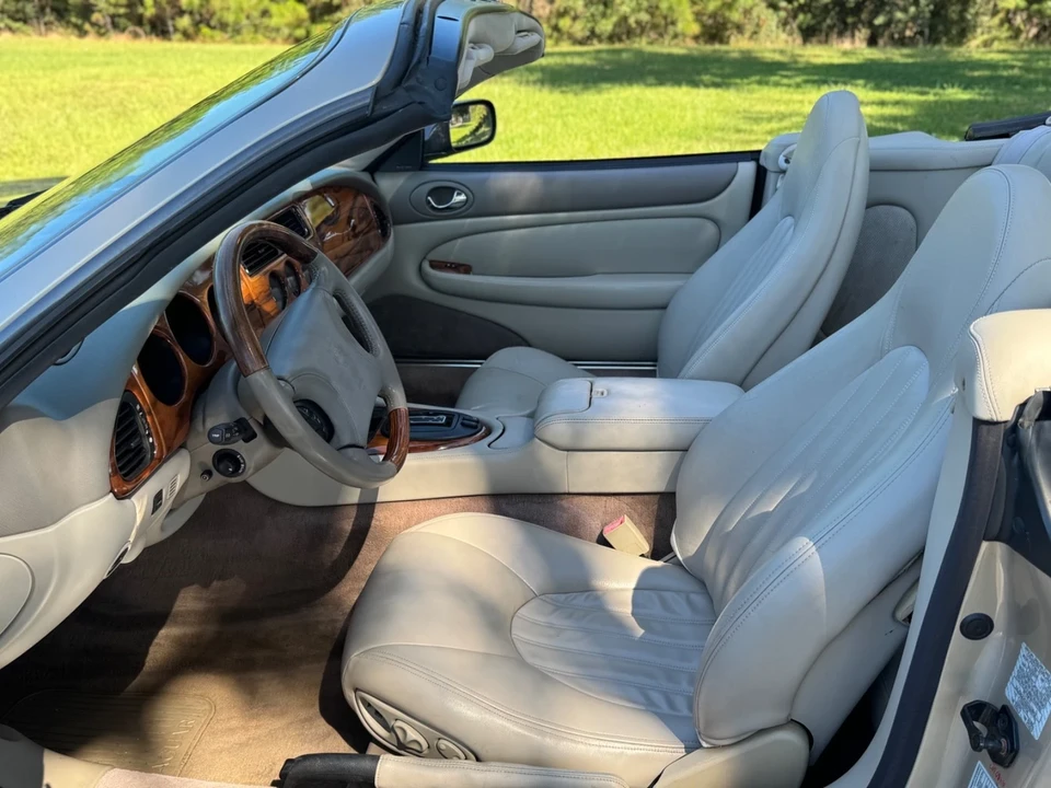 1999 Jaguar X100 XK8 - Image 12 of 20