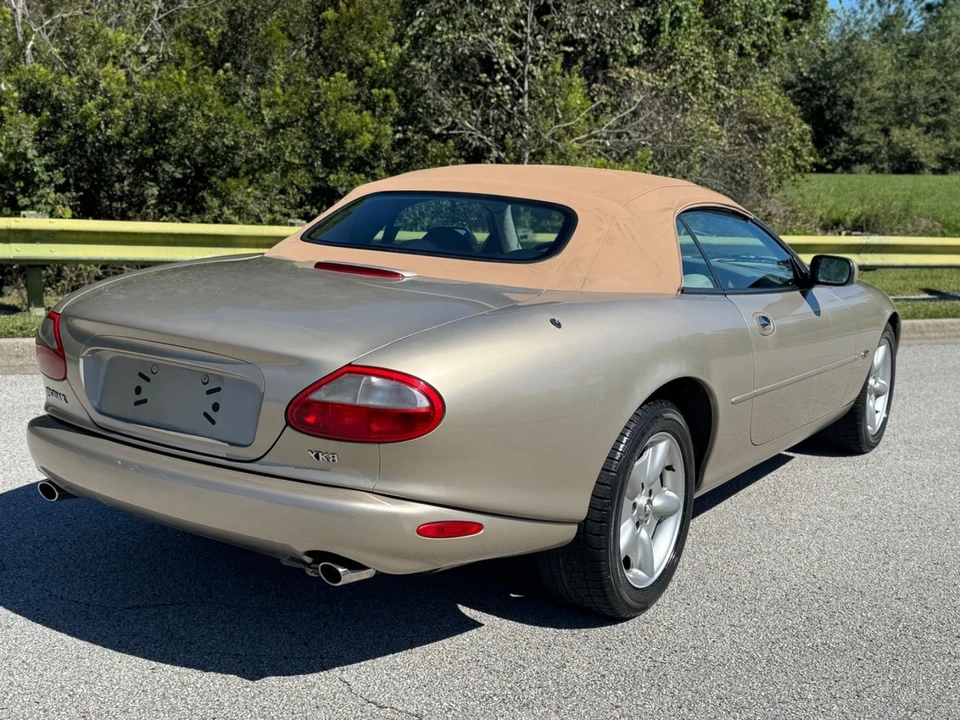 1999 Jaguar X100 XK8 - Image 9 of 20