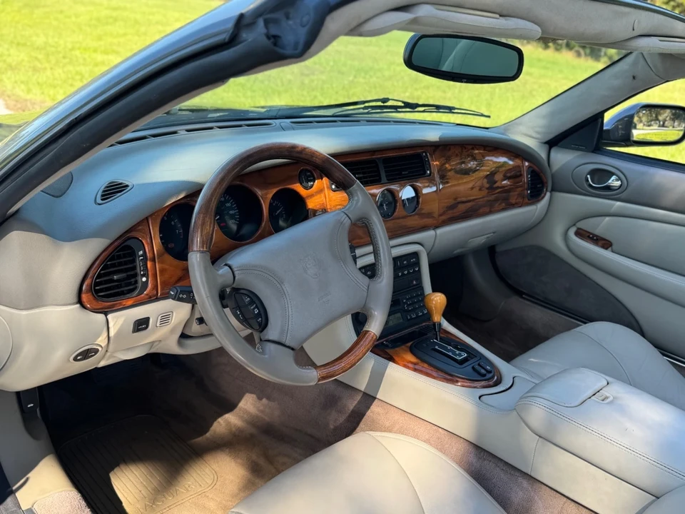 1999 Jaguar X100 XK8 - Image 10 of 20