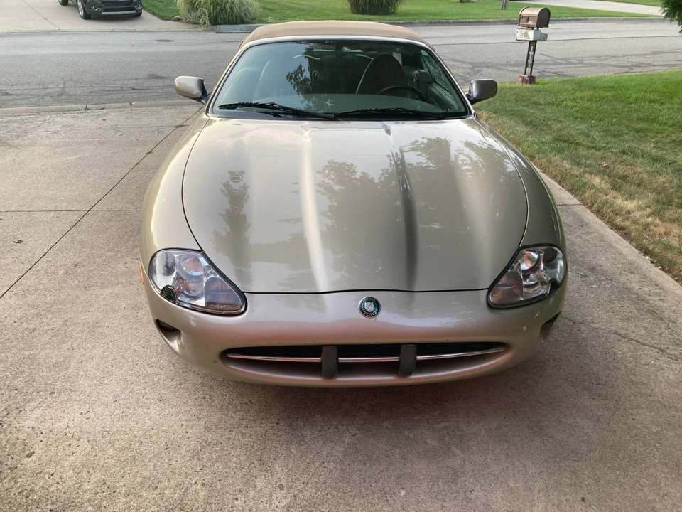 1999 Jaguar X100 XK8 - Image 2 of 4