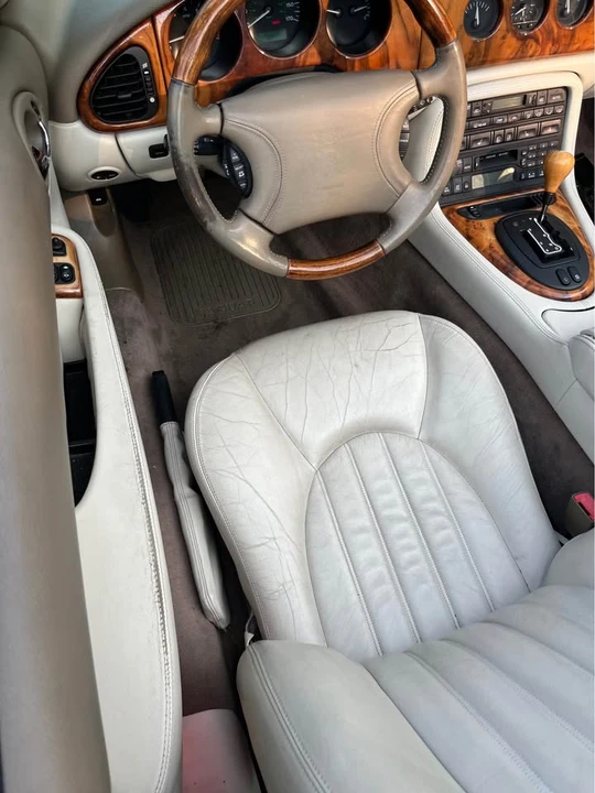 1999 Jaguar X100 XK8 - Image 11 of 19