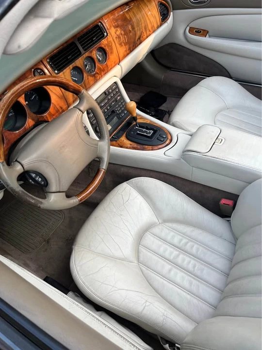 1999 Jaguar X100 XK8 - Image 13 of 19