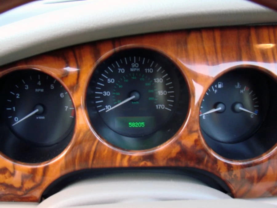 1999 Jaguar X100 XK8 - Image 6 of 10