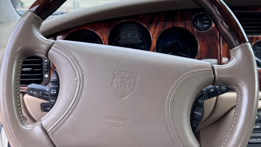 1999 Jaguar X100 XK8 - Image 4 of 23