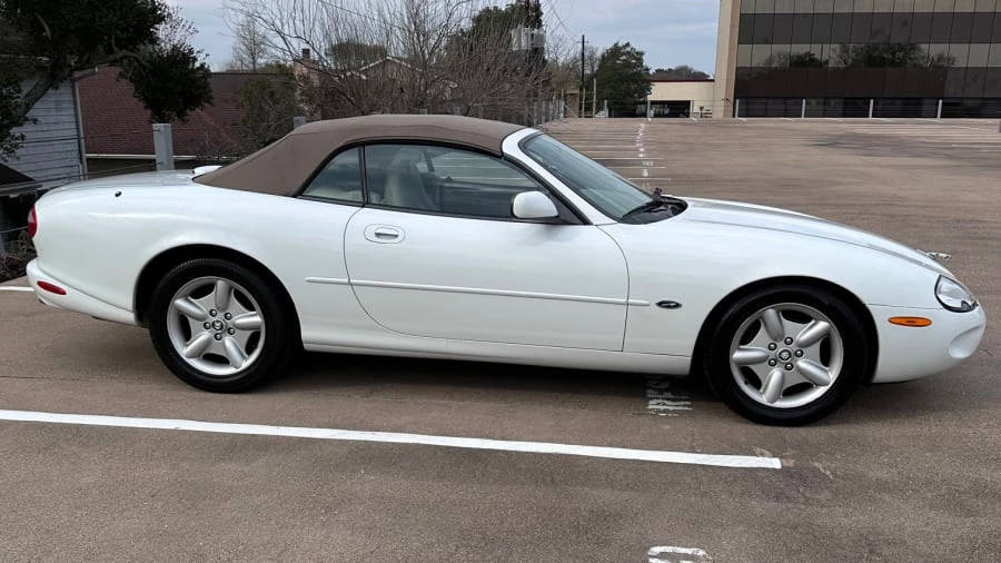 1999 Jaguar X100 XK8 - Image 21 of 23