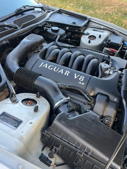 1999 Jaguar X100 XK8 - Image 17 of 18