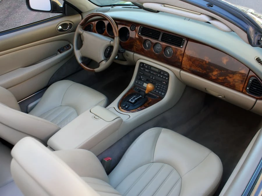1999 Jaguar X100 XK8 - Image 3 of 4