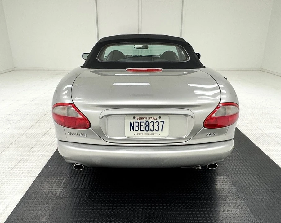 1999 Jaguar X100 XK8 - Image 7 of 12