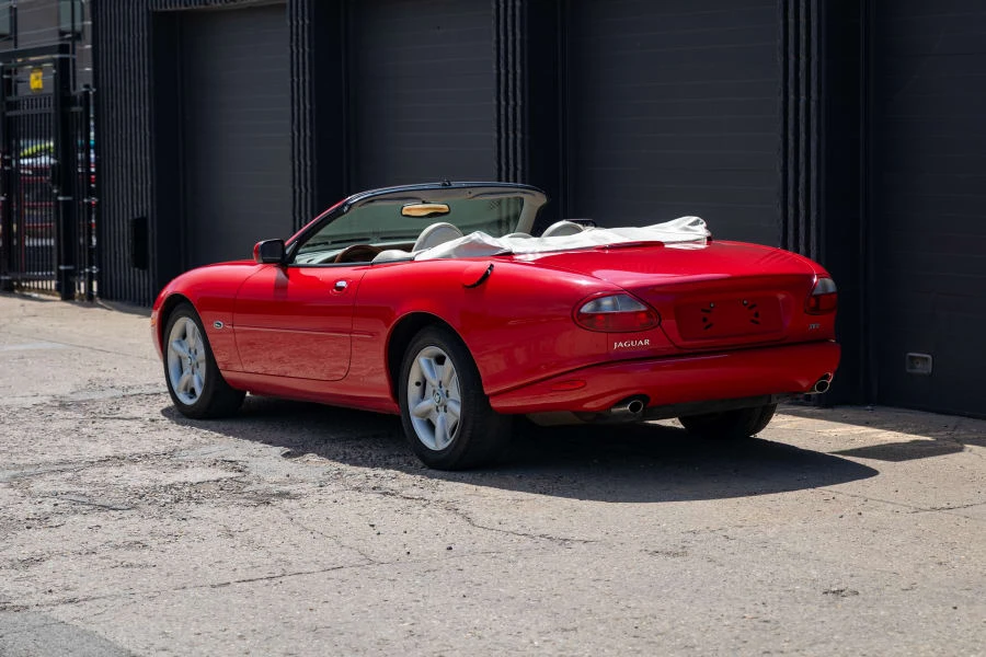 1999 Jaguar X100 XK8 - Image 9 of 27