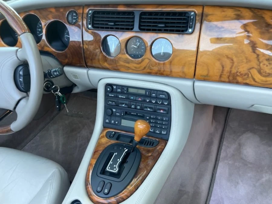 1999 Jaguar X100 XK8 - Image 16 of 27