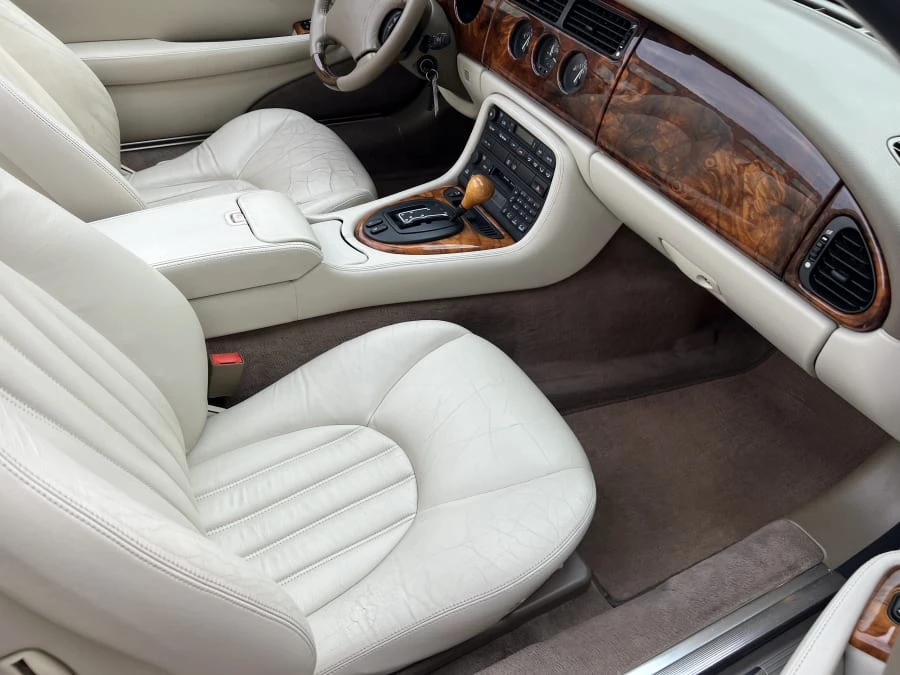 1999 Jaguar X100 XK8 - Image 8 of 10