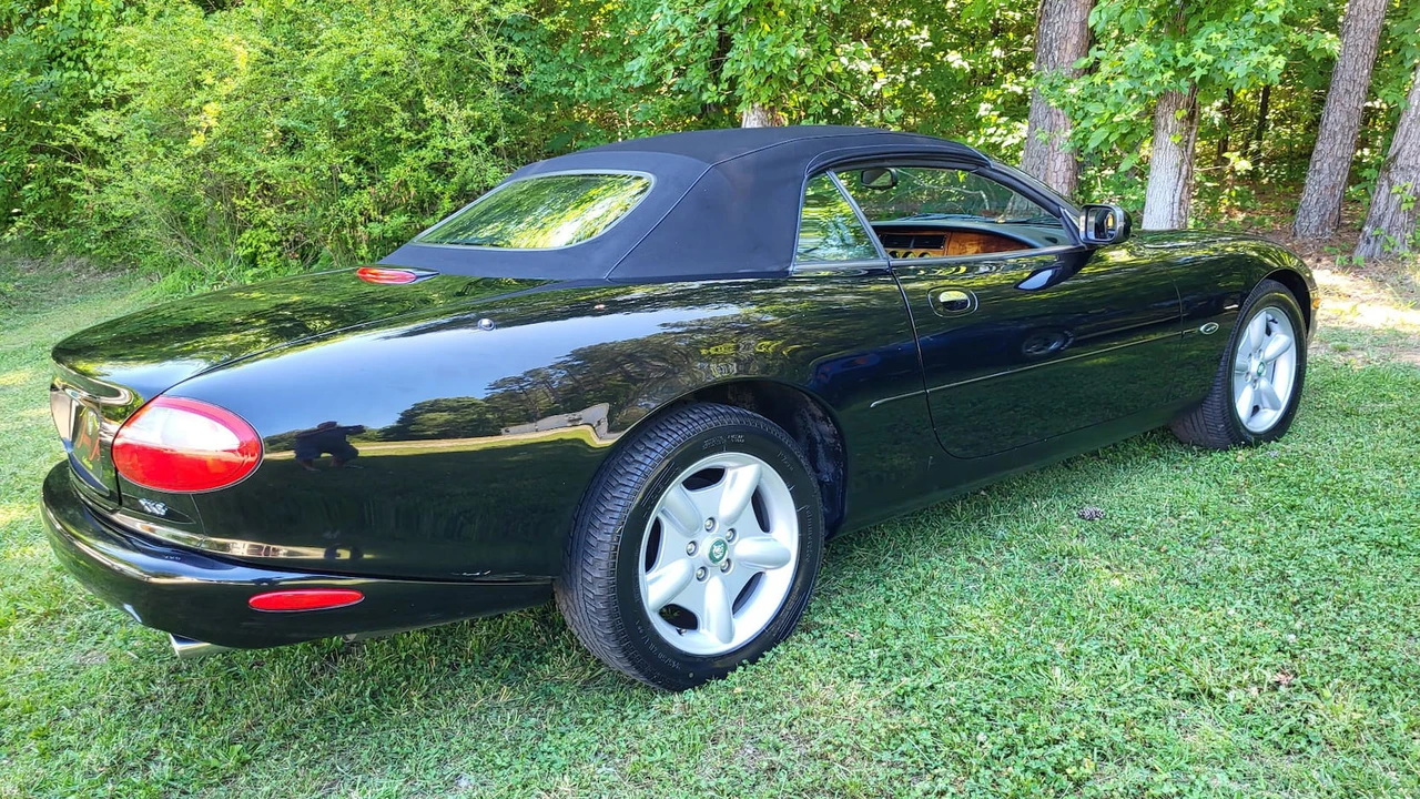 1999 Jaguar X100 XK8 - Image 2 of 14