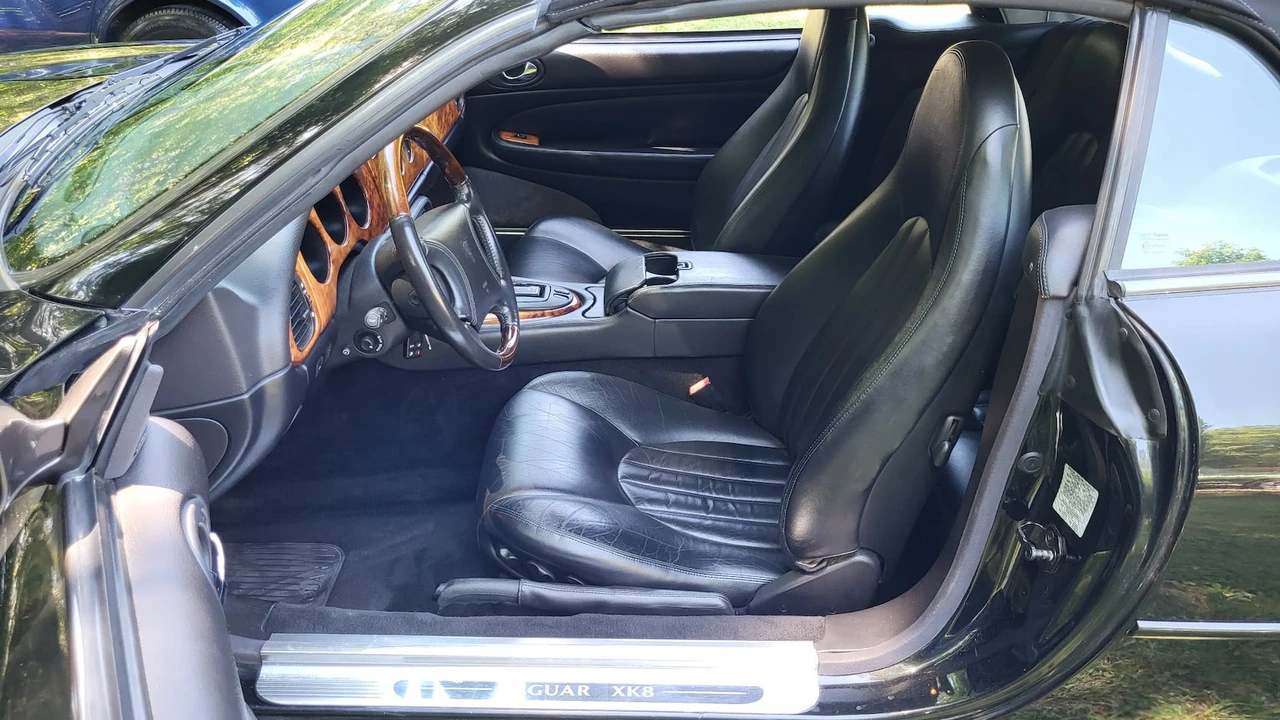 1999 Jaguar X100 XK8 - Image 3 of 14