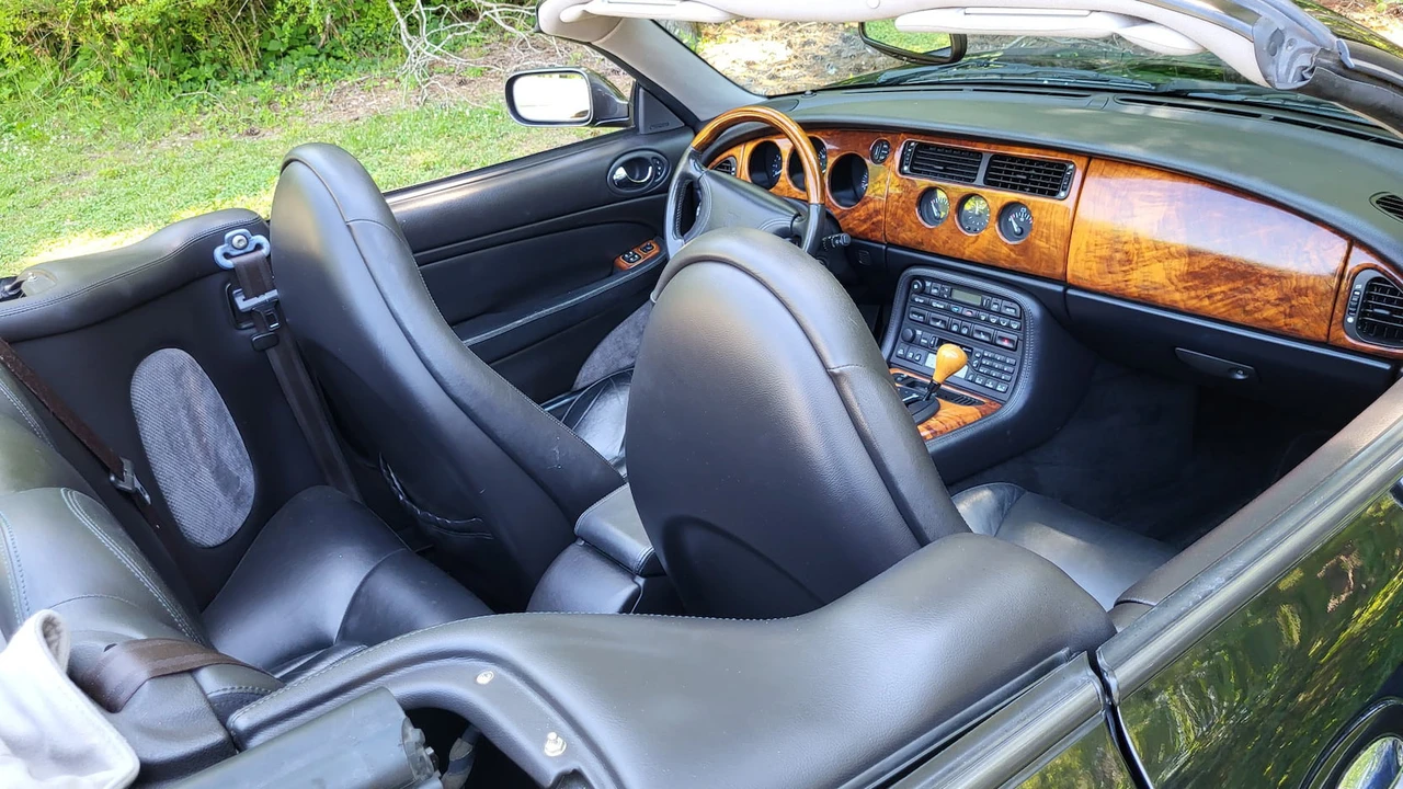 1999 Jaguar X100 XK8 - Image 4 of 14