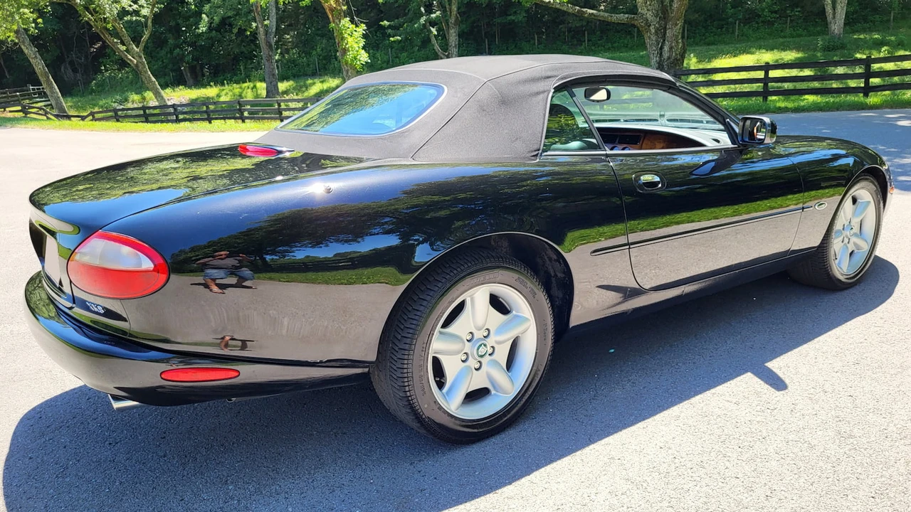 1999 Jaguar X100 XK8 - Image 9 of 14