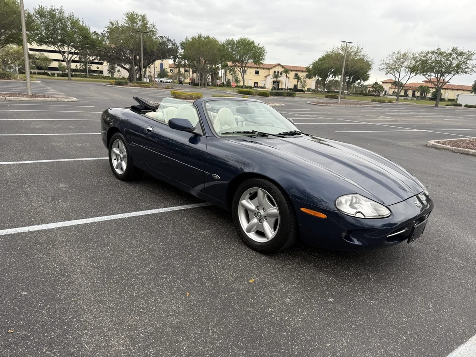 1999 Jaguar X100 XK8 - Image 9 of 31