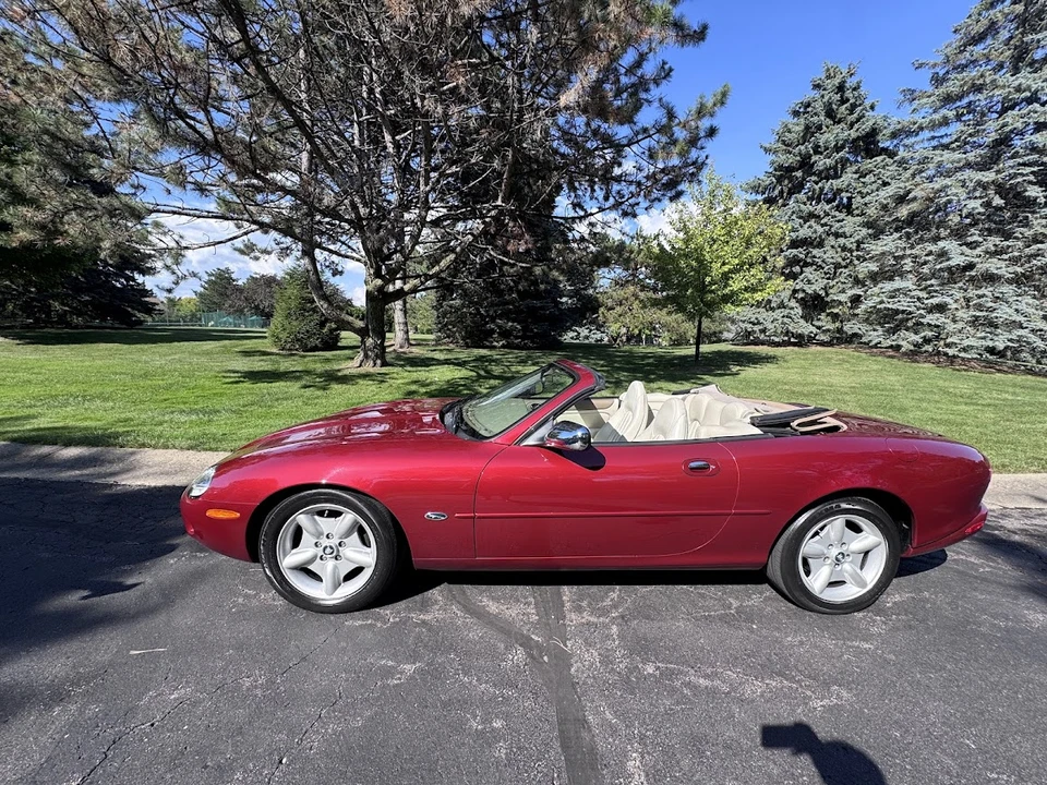 1999 Jaguar X100 XK8 - Image 18 of 31