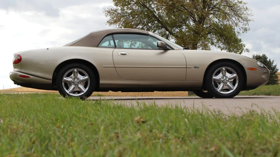 1999 Jaguar X100 XK8 - Image 2 of 8