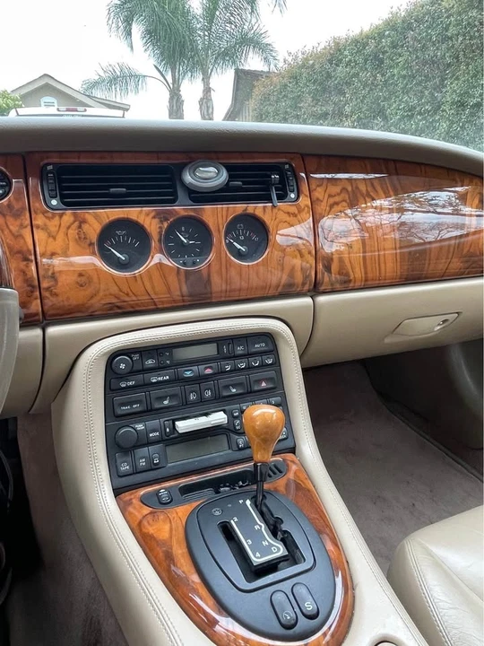 1999 Jaguar X100 XK8 - Image 5 of 7