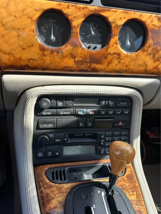 1999 Jaguar X100 XK8 - Image 13 of 14