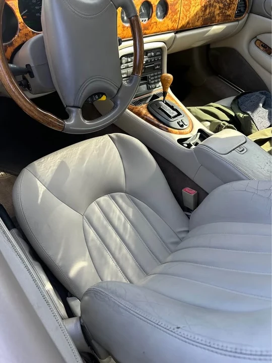 1999 Jaguar X100 XK8 - Image 11 of 14